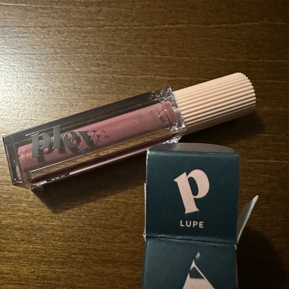 Pley | Metallic Mauve Liquid Lipstick | Shade: Lupe | MSRP $24 | New in Box - Picture 3 of 3